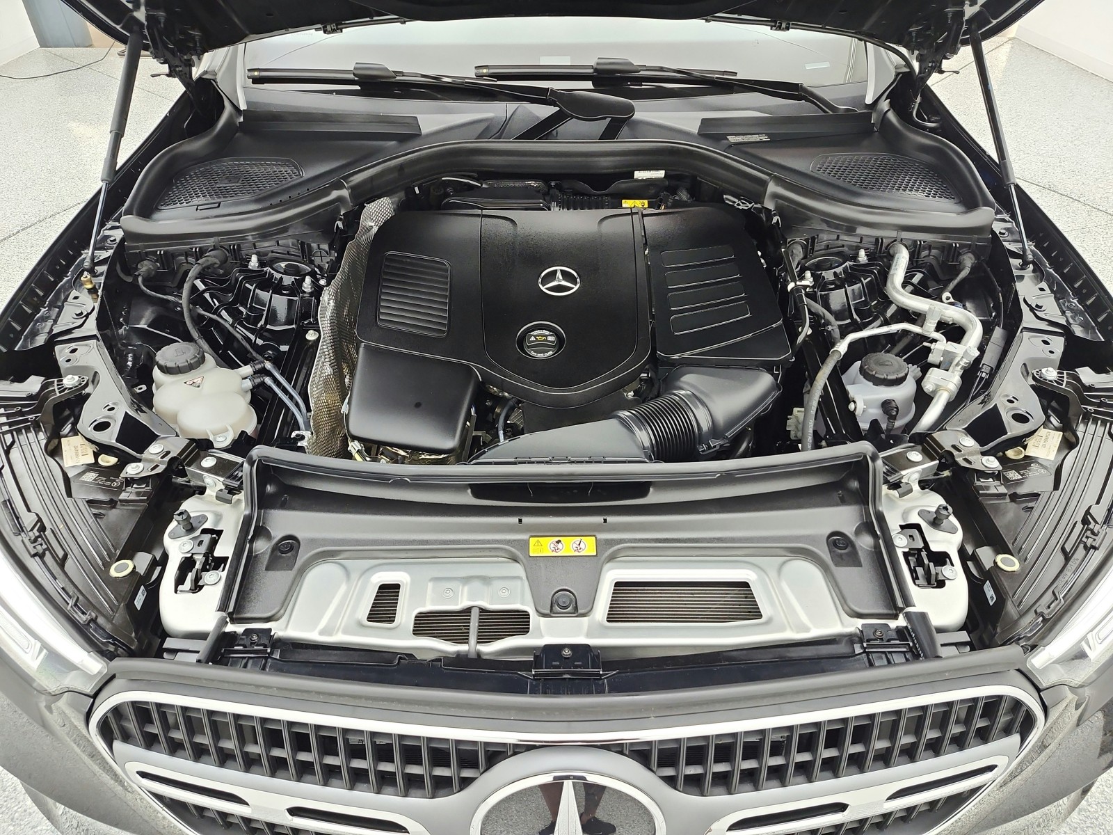 Certified Used 2026 Black Mercedes-Benz GLC 300 SUV image 16