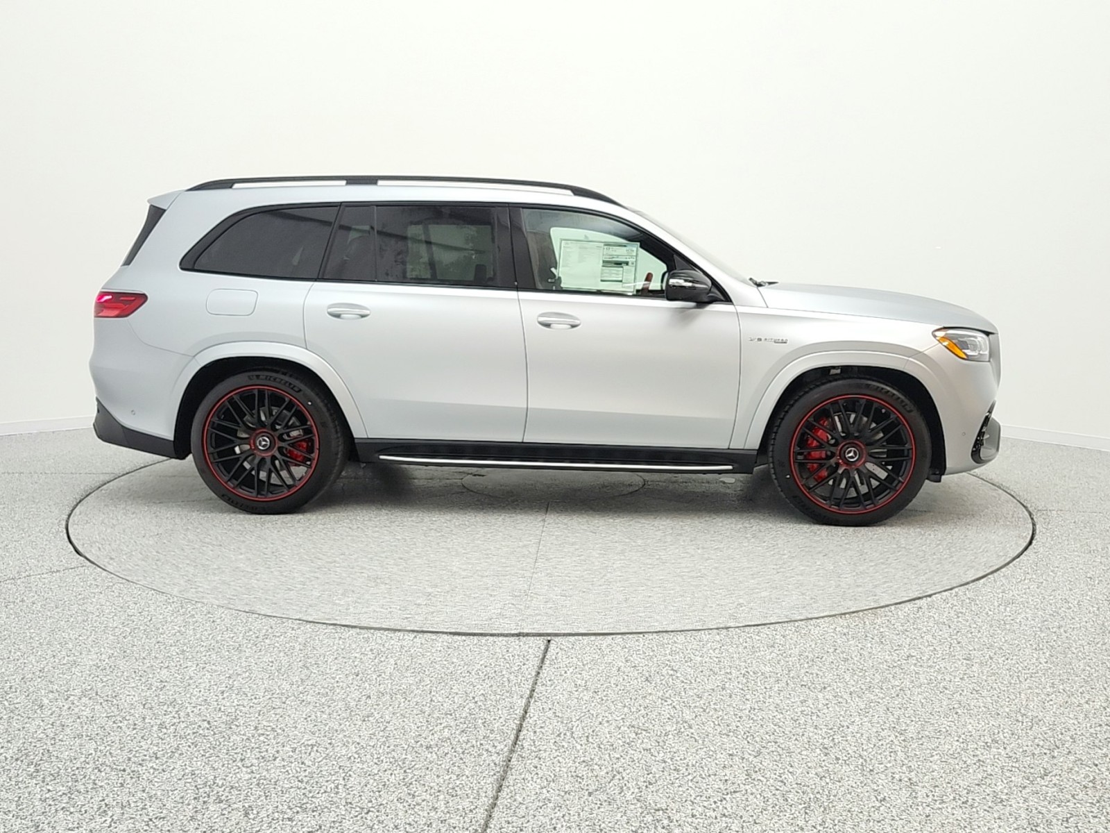 New 2026 MANUFAKTUR SIGNATURE Mercedes-Benz AMG® GLS 63 image 4