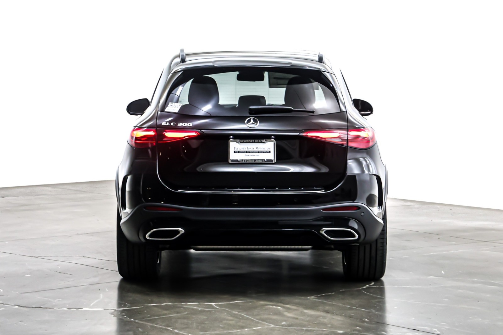 New 2026 Black Mercedes-Benz GLC 300 image 3