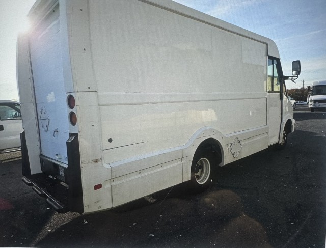 2014 Isuzu Reach  in , 