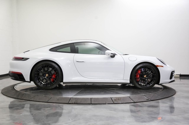 2023 Porsche 911 Carrera GTS 6