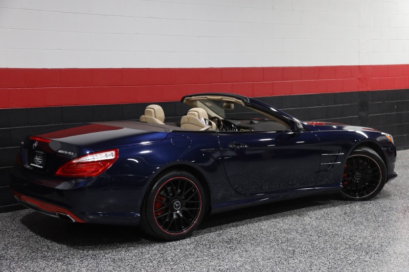 2013 Mercedes-Benz SL 550 AMG Sport 2dr Roadster in , 