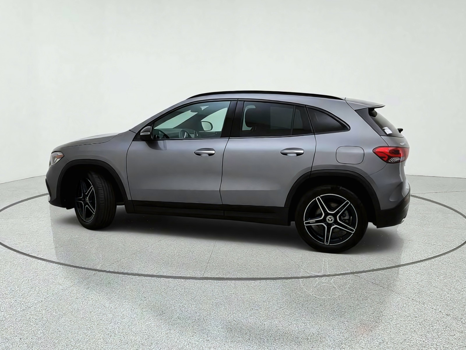 Certified Used 2023 Mountain Grey Metallic Mercedes-Benz GLA 250 image 13