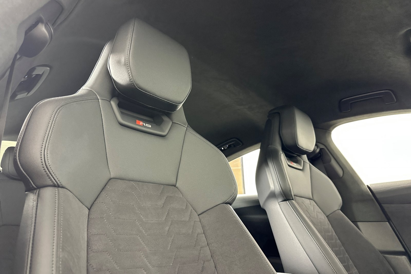 Certified Used 2024 Daytona Gray Pearl Effect Audi quattro image 15