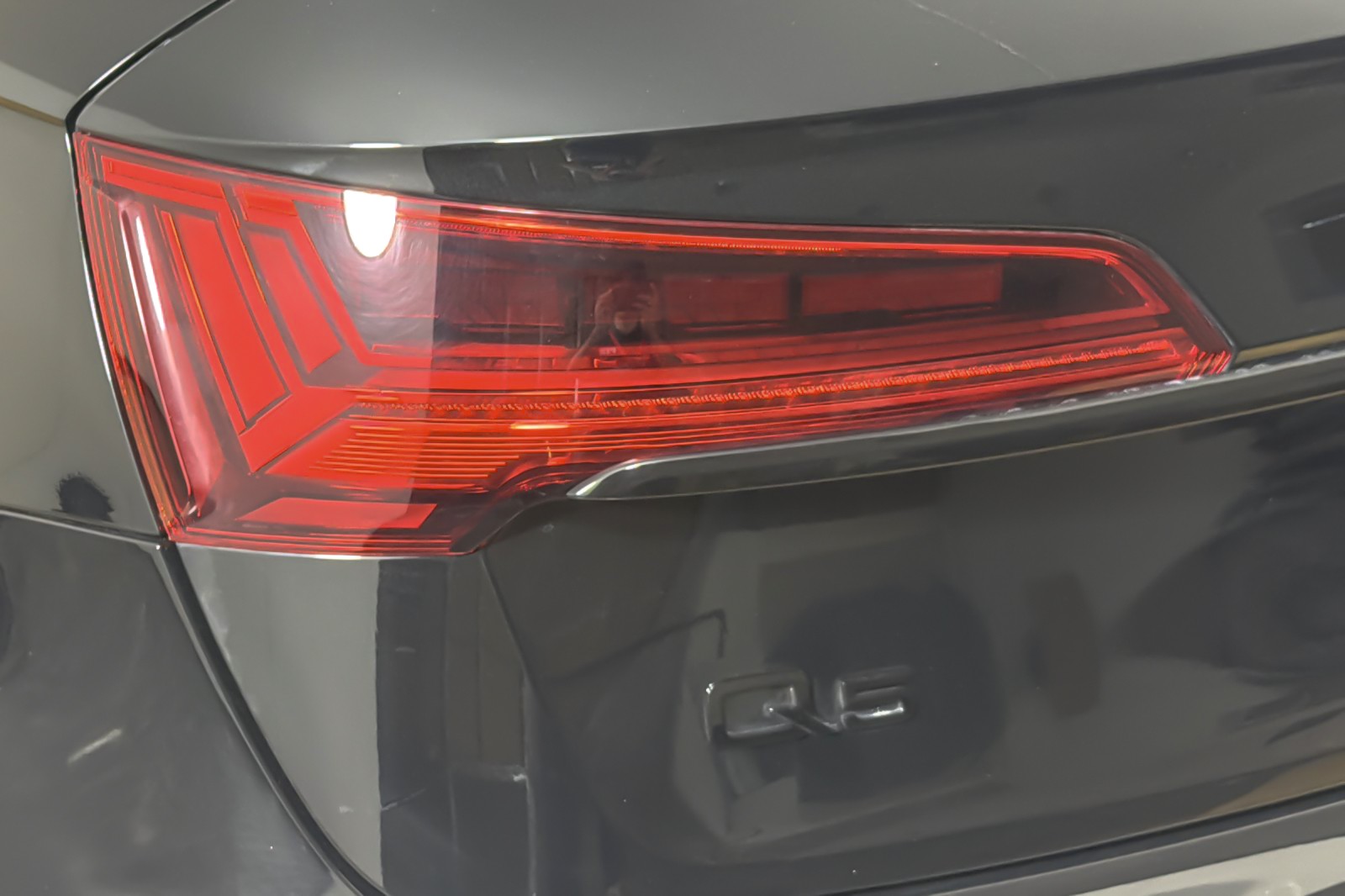 Used 2024 Mythos Black Metallic Audi S line Prestige 55 TFSI e quattro image 27