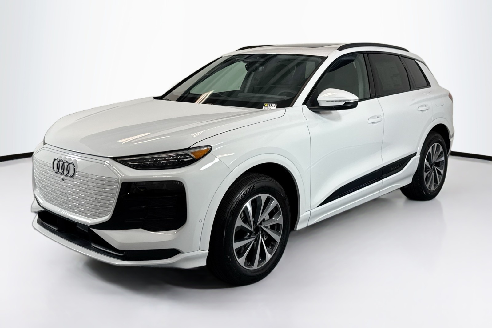 2025 Audi Q6 e-tron Premium Plus quattro