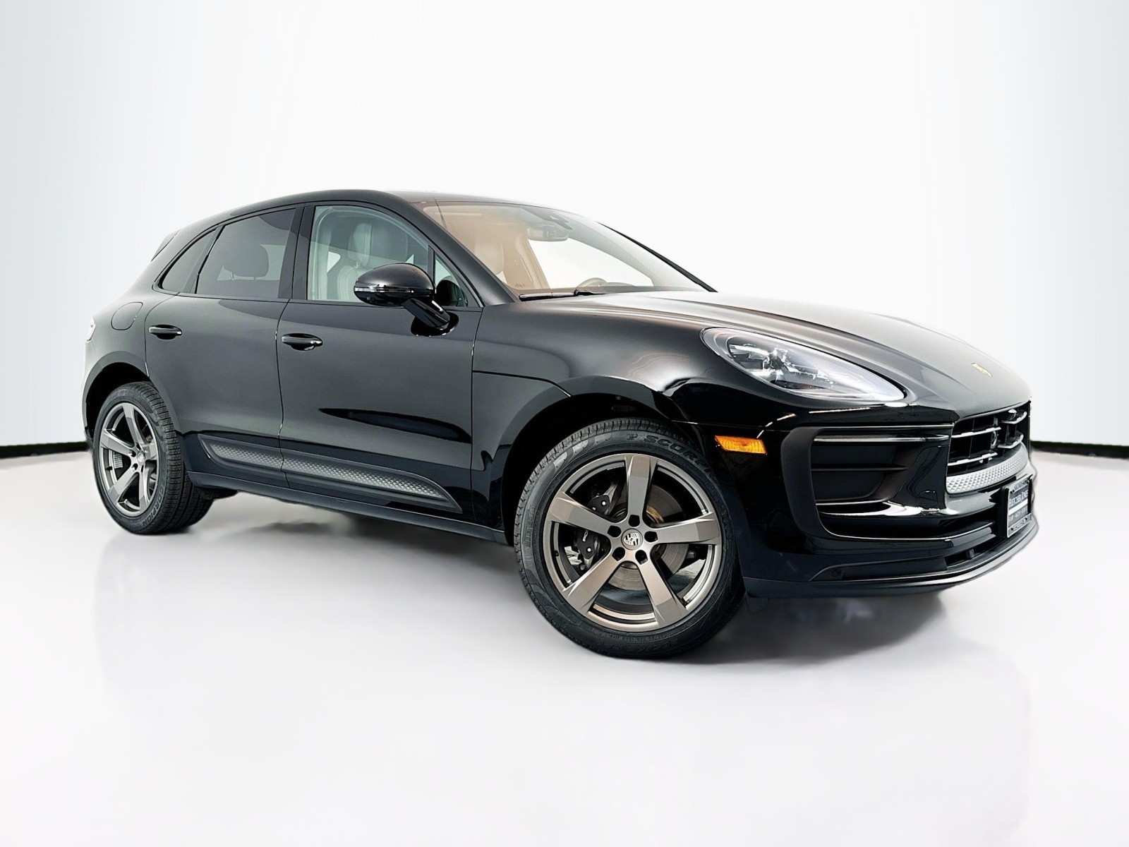 2023 Porsche Macan  3