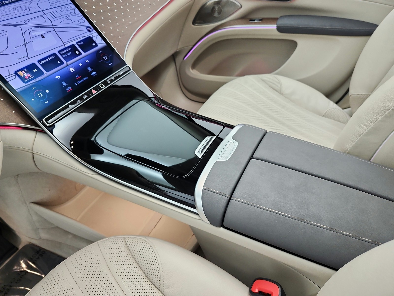 Certified Used 2023 MANUFAKTUR Diamond White Mercedes-Benz EQS 450+ SUV image 14