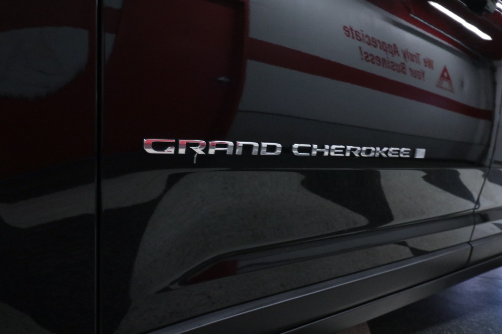 Used Car 2023 Jeep Grand Cherokee L  Laredo For Sale Under $30,000 In Austin, Texas
