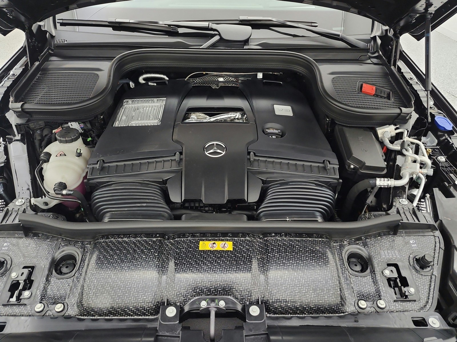 New 2026 Obsidian Black Metallic Mercedes-Benz GLS 580 image 12