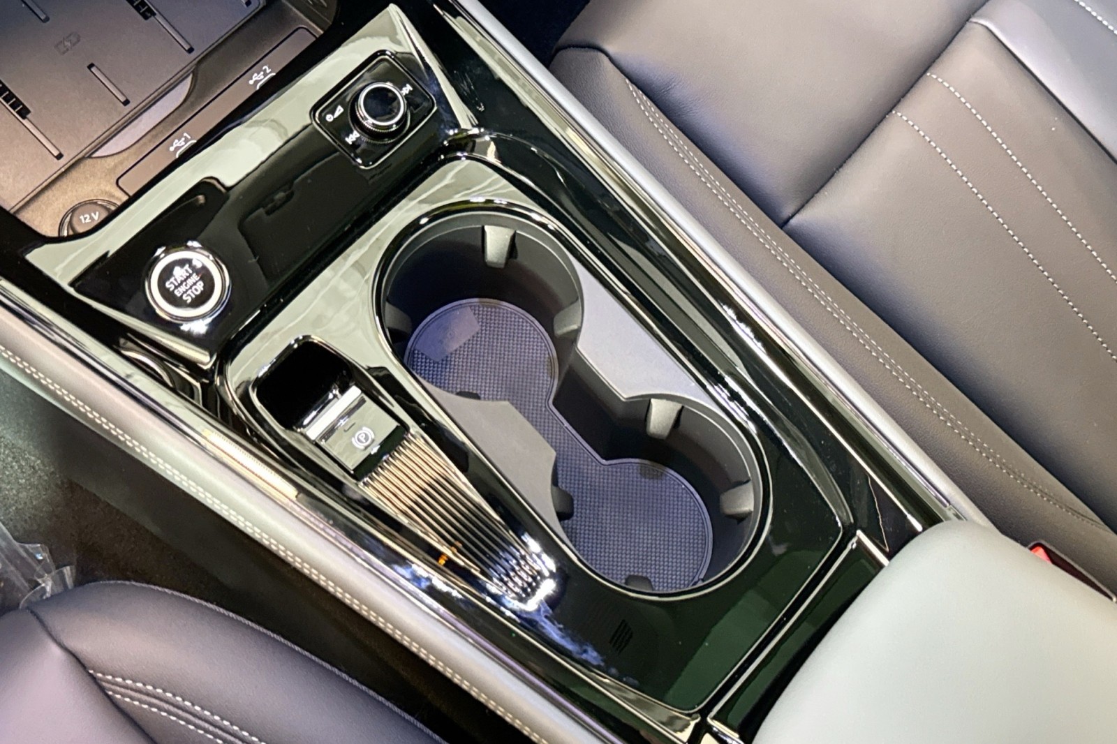 New 2026 Glacier White Metallic Audi S line quattro image 15