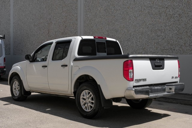 2017 Nissan Frontier SV V6 10