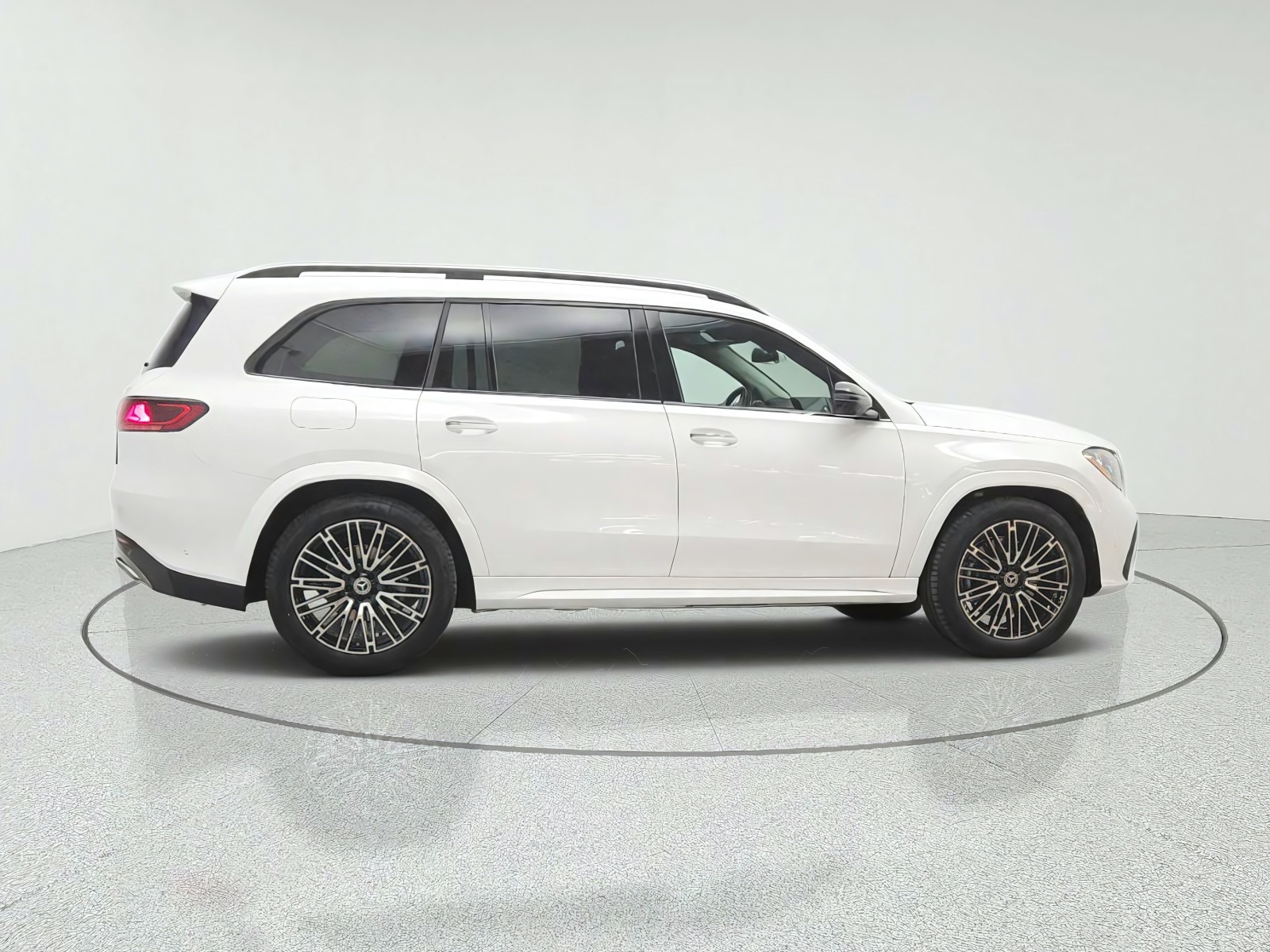 New 2027 Polar White Mercedes-Benz GLS 450 4MATIC® SUV image 4