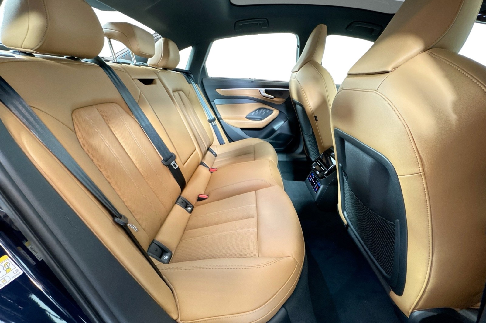 New 2026 FIRMAMENT BLUE Audi Premium Plus quattro image 23