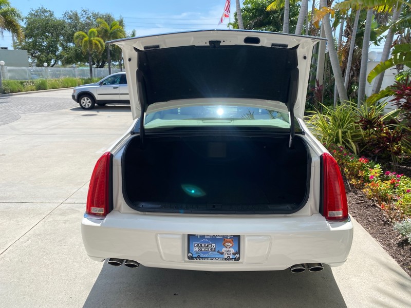 2006 Cadillac DTS LOW MILES 58,287 in , 
