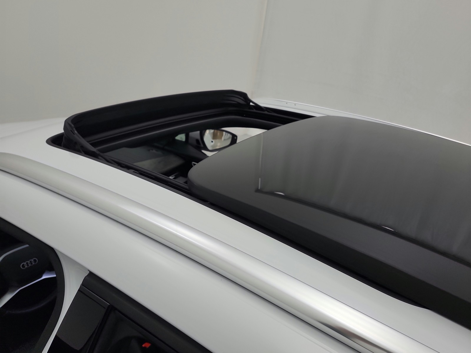 Used 2025 Glacier White Metallic Audi Premium 45 RWD image 11