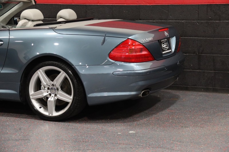 2004 Mercedes-Benz SL600 V12 AMG Sport 2dr Convertible in , 