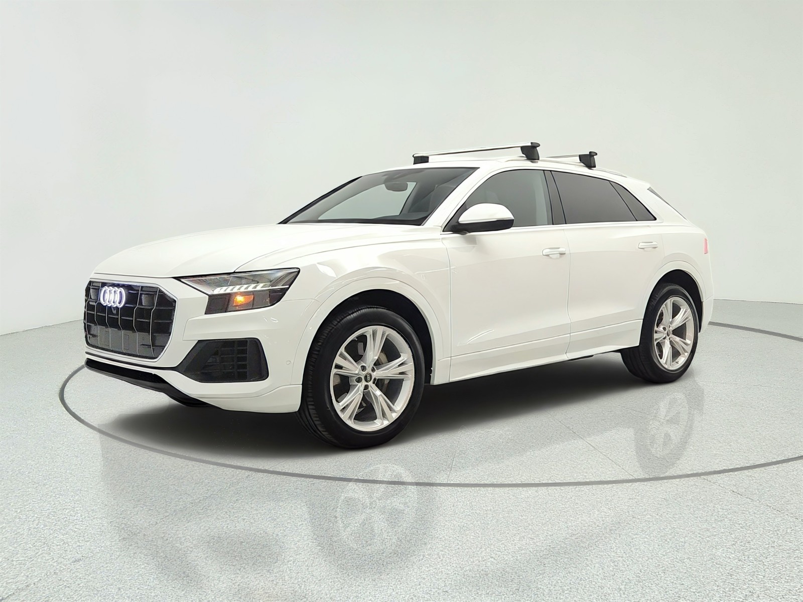 2023 Audi Q8 Premium