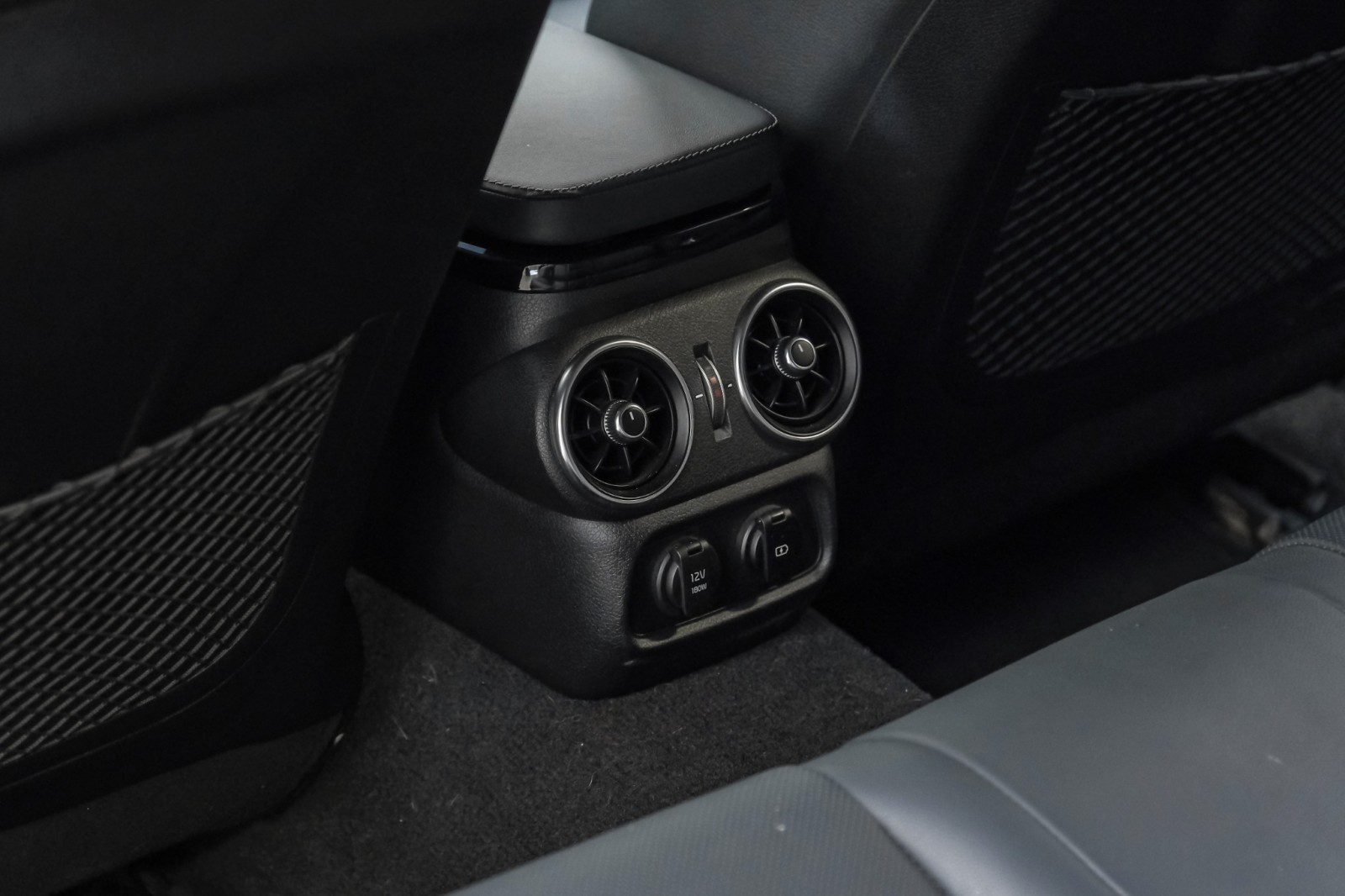2022 Kia Stinger GT-Line Navigation BackUpCam HeatedSeats Bluetooth 45