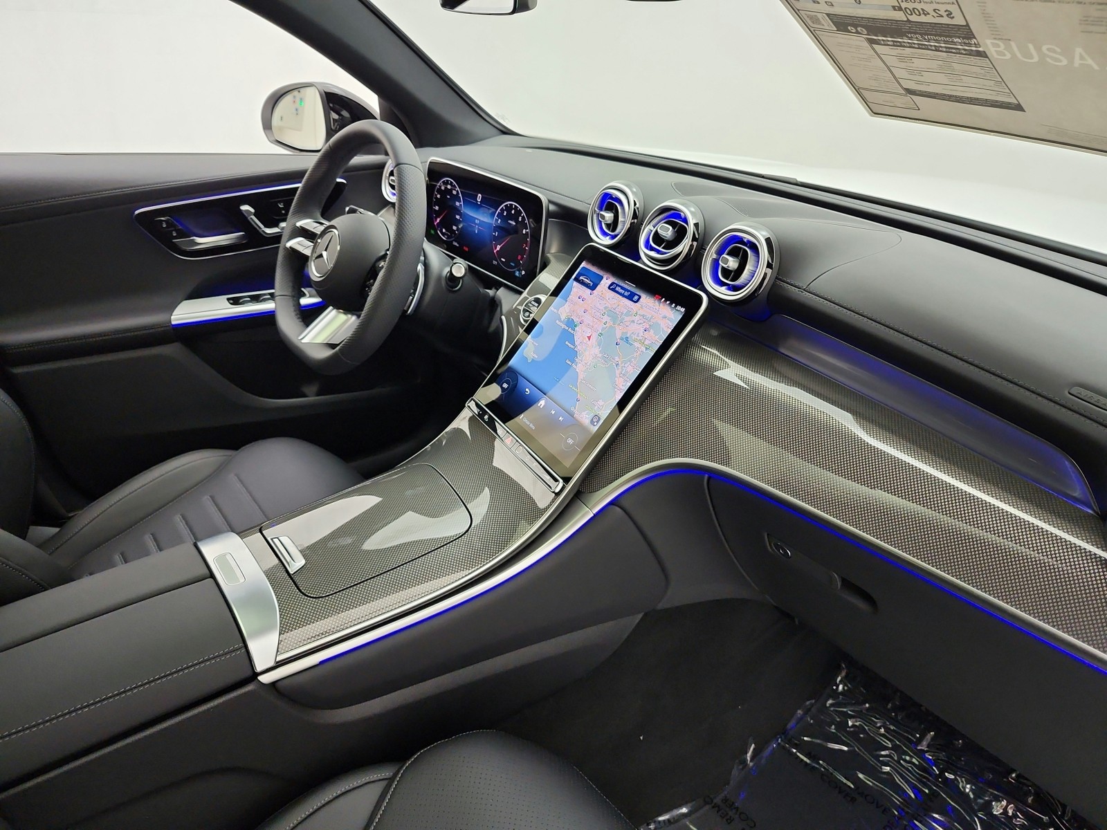 New 2026 MANUFAKTUR Moonlight White Metallic Mercedes-Benz GLC 300 4MATIC® Coupe image 13