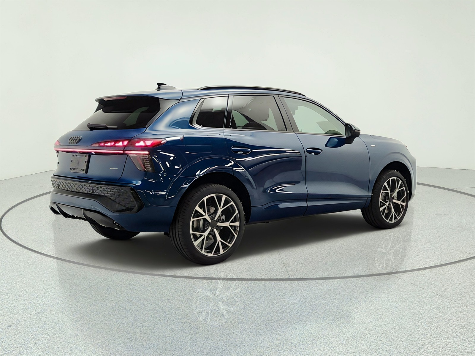 New 2026 Malpelo Blue Metallic Audi S line quattro image 5