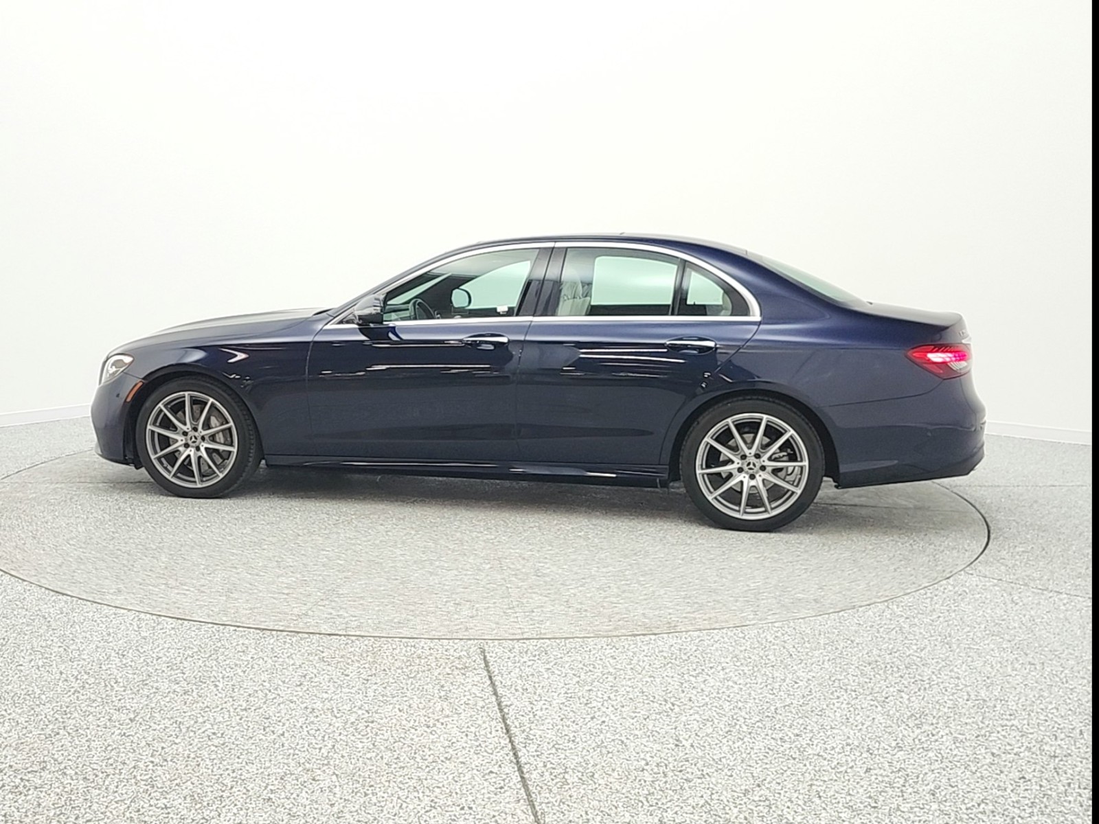 Used 2022 Nautical Blue Metallic Mercedes-Benz E 350 RWD Sedan image 8