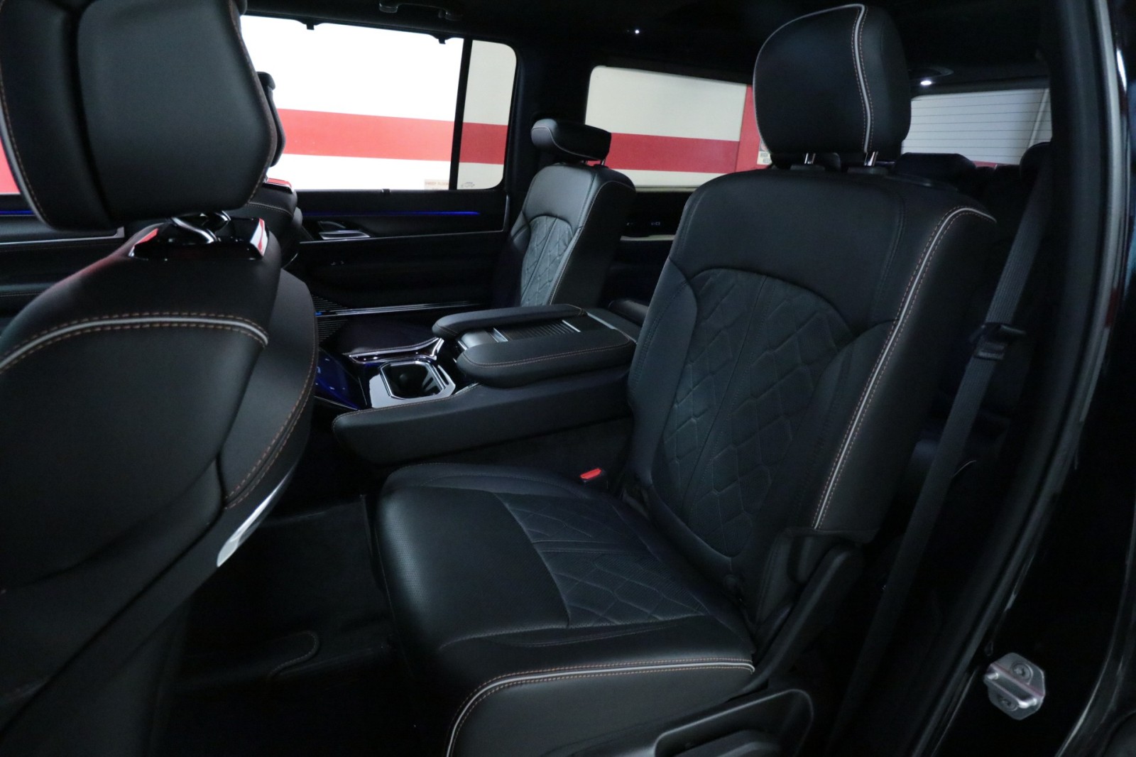 Used Car 2024 Jeep Grand Wagoneer  Series Iii Obsidian For Sale Under $80,000 In Austin, Texas