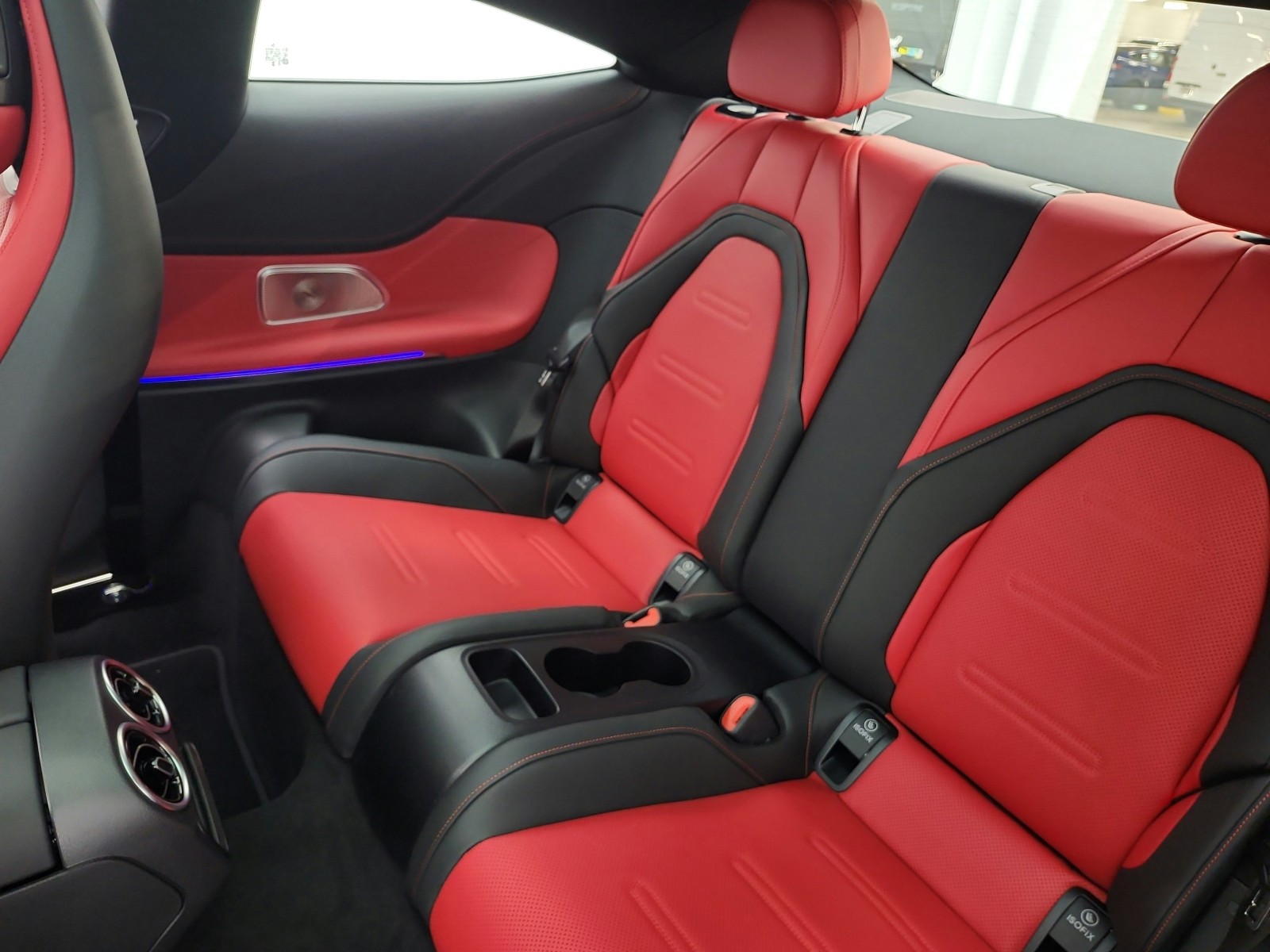 New 2026 MANUFAKTUR Moonlight White Metallic Mercedes-Benz AMG® CLE 53 4MATIC+ Coupe image 11