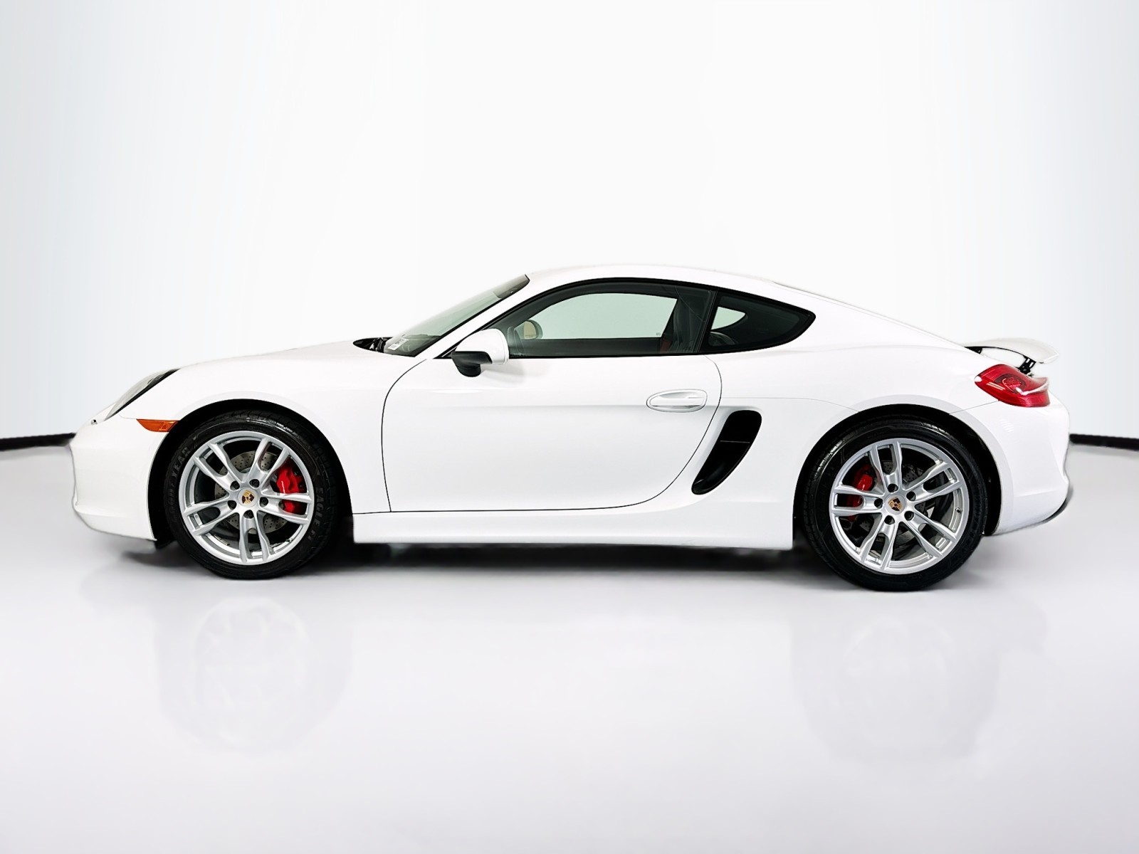 2014 Porsche Cayman S 24