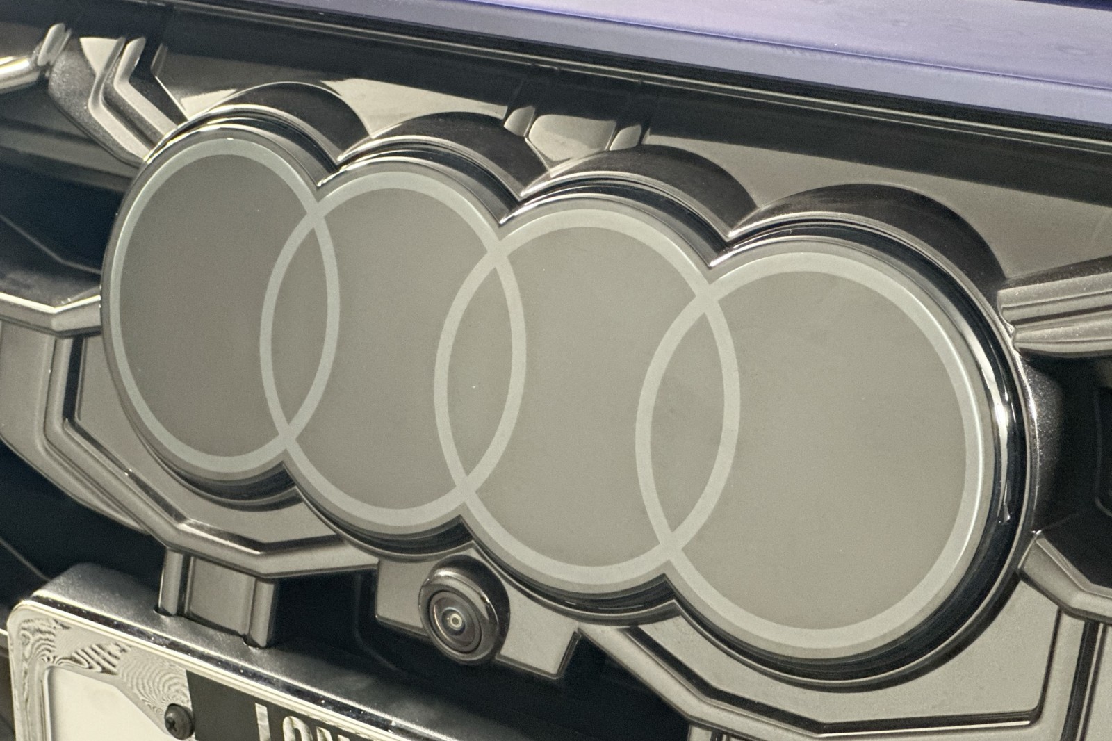 New 2026 Navarra Blue Metallic Audi S line image 14