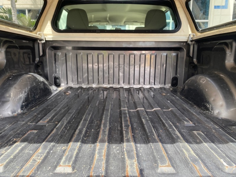 2010 Ford F-150 4 DR CREW XL LOW MILES 34,625 in , 