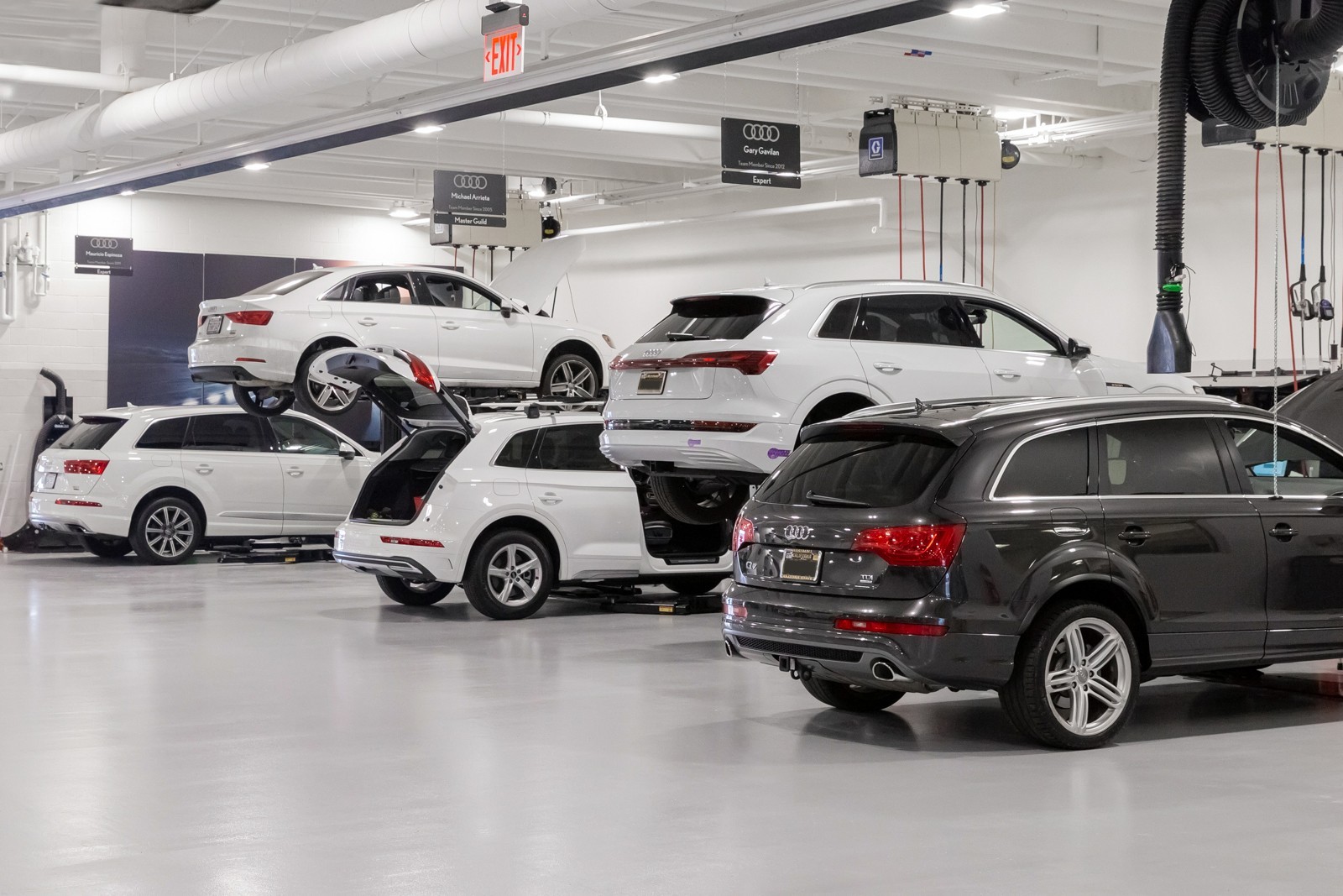 New 2025 Magnet Gray Audi Premium Plus quattro image 18