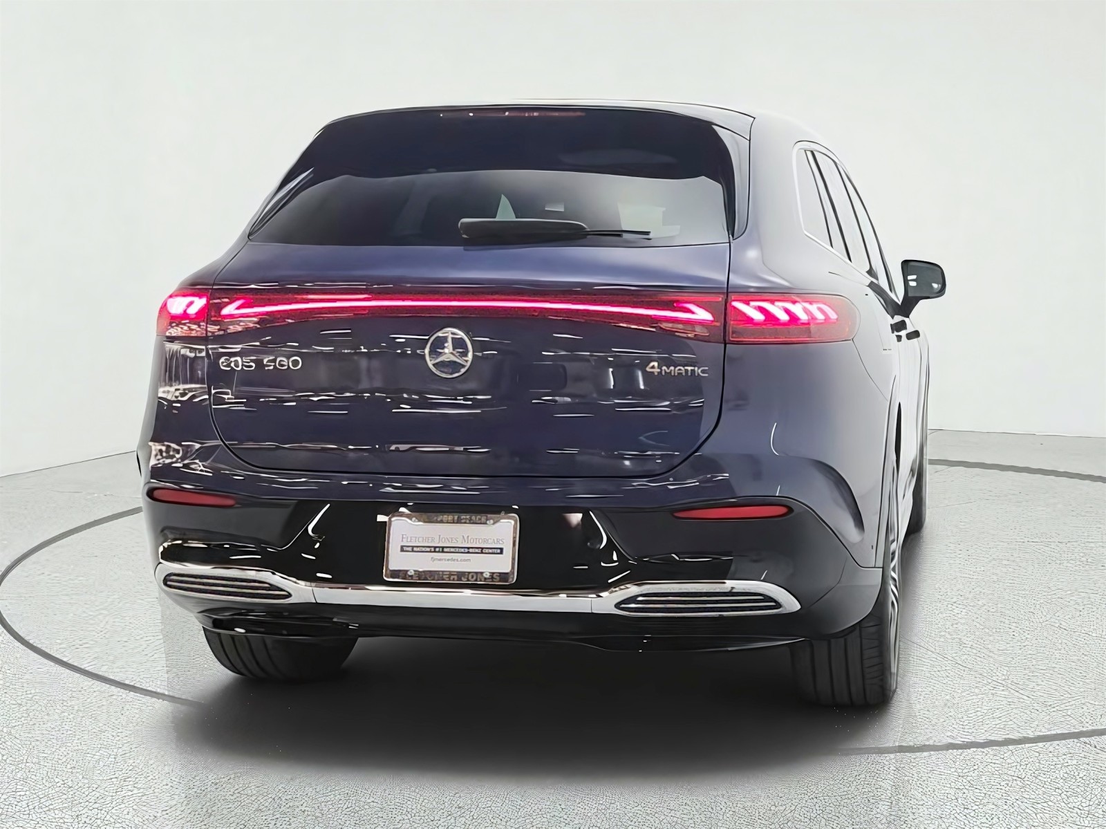 Used 2023 Twilight Blue Metallic Mercedes-Benz EQS 580 4MATIC® SUV image 6