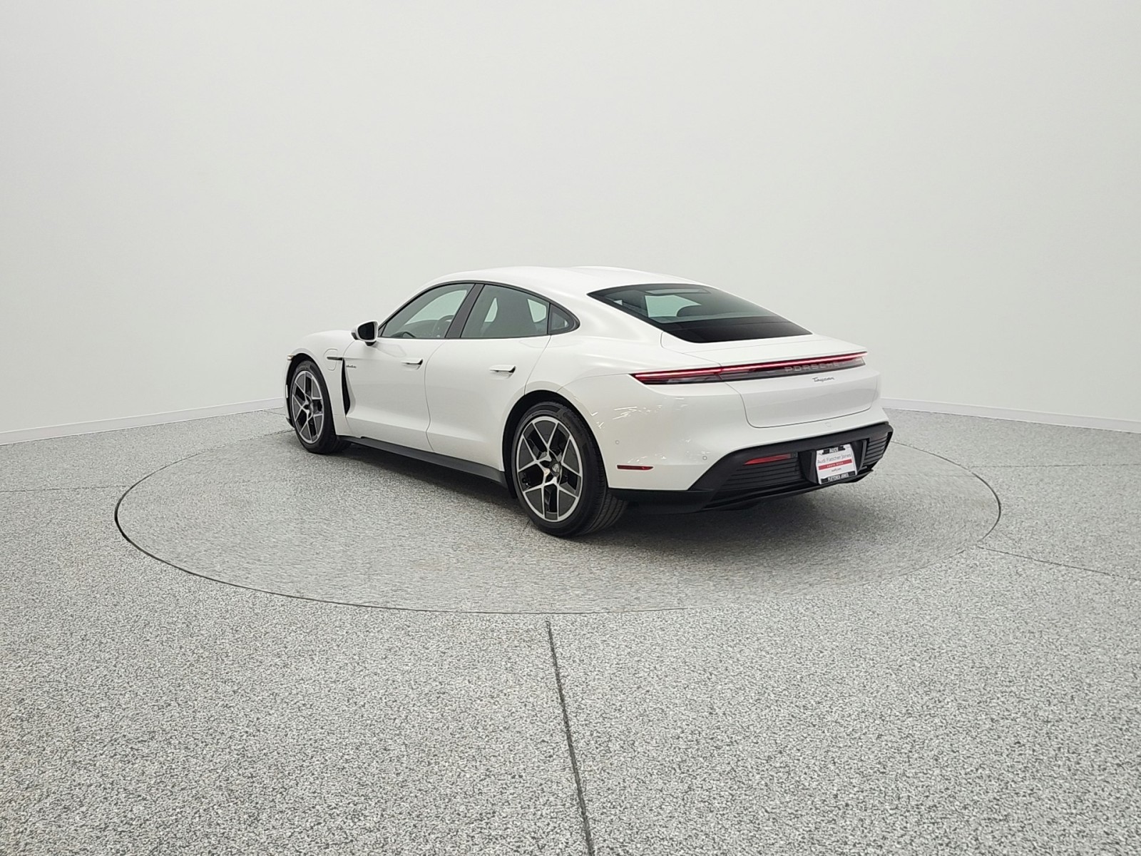 Used 2025 White Porsche RWD image 12