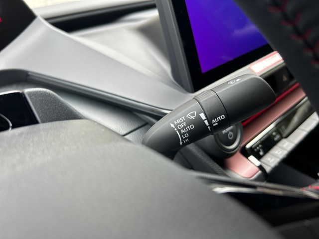 ToyotaPrius Plug-In Hybrid21