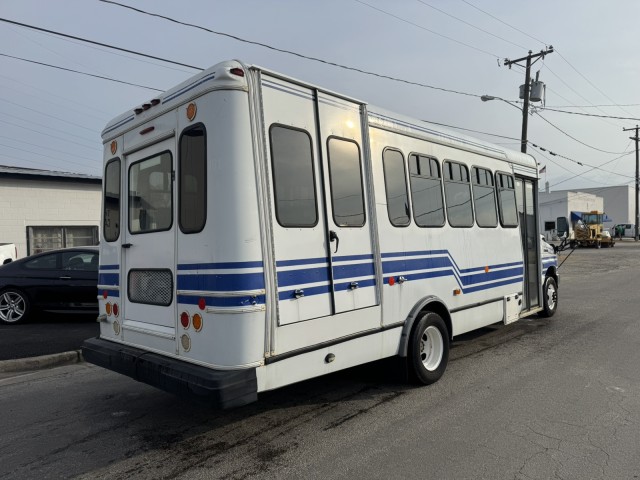 2015 Ford E-450 Wheelchair Lift & Passenger Bus in , 