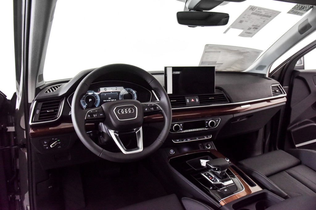 New 2024 Audi Q5 S line Premium Plus 55 TFSI e quattro SUV in 1523 W ...