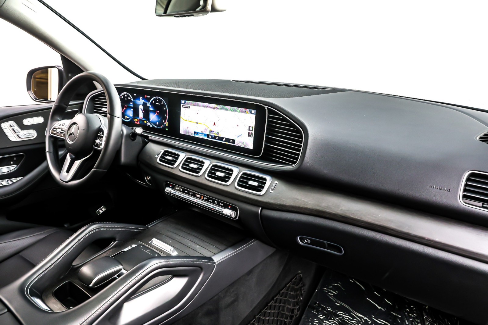 Used 2020 Selenite Grey Metallic Mercedes-Benz GLE 350 4MATIC® SUV image 16