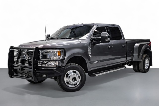 2022 Ford F-350 LARIAT 4