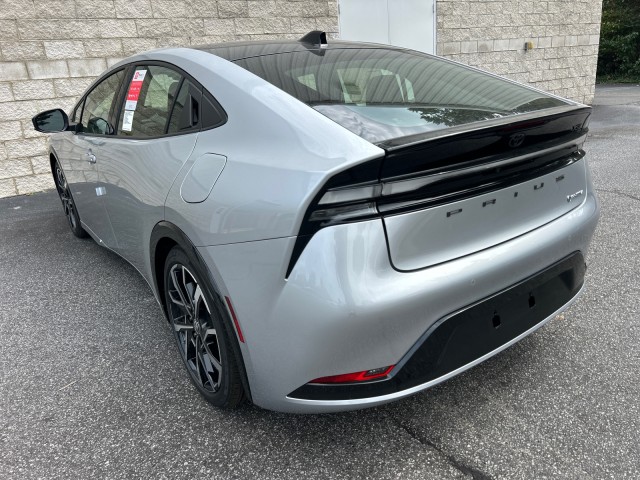 ToyotaPrius Plug-In Hybrid6