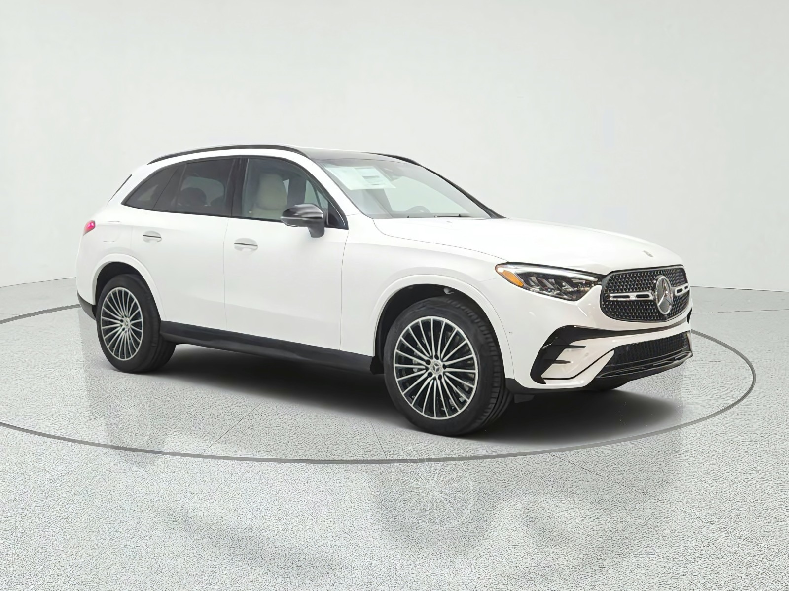 New 2027 Polar White Mercedes-Benz GLC 300 SUV image 3