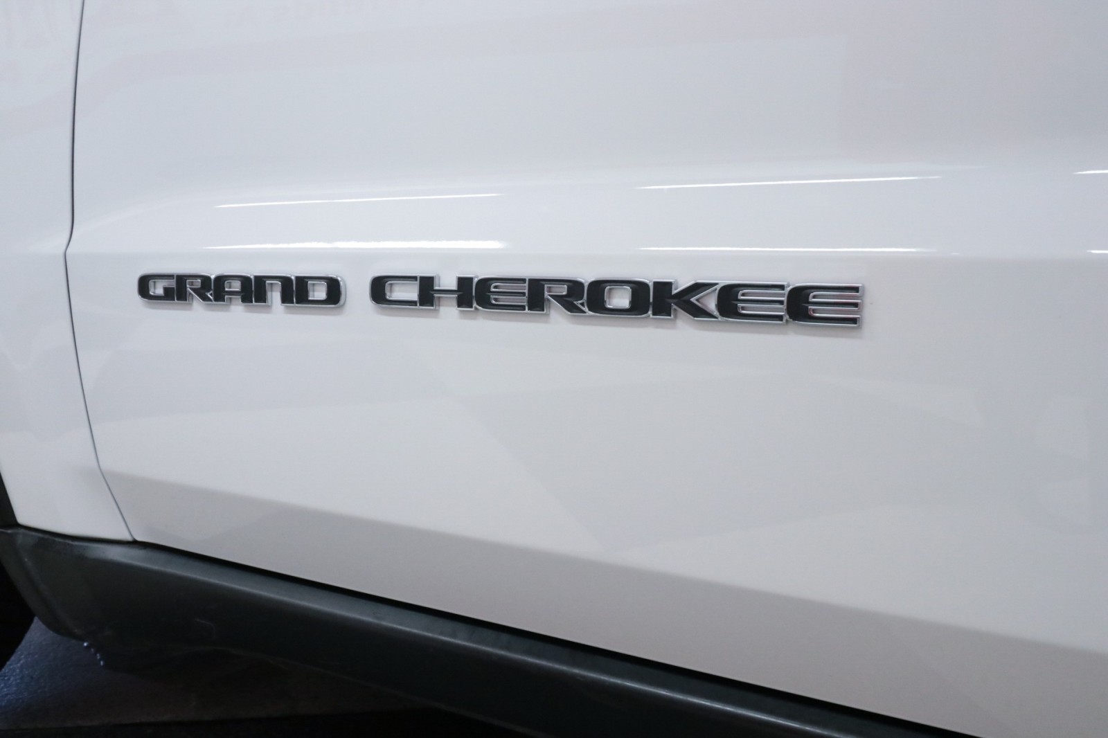 Used Car 2018 Jeep Grand Cherokee  Limited For Sale Under $20,000 In Austin, Texas