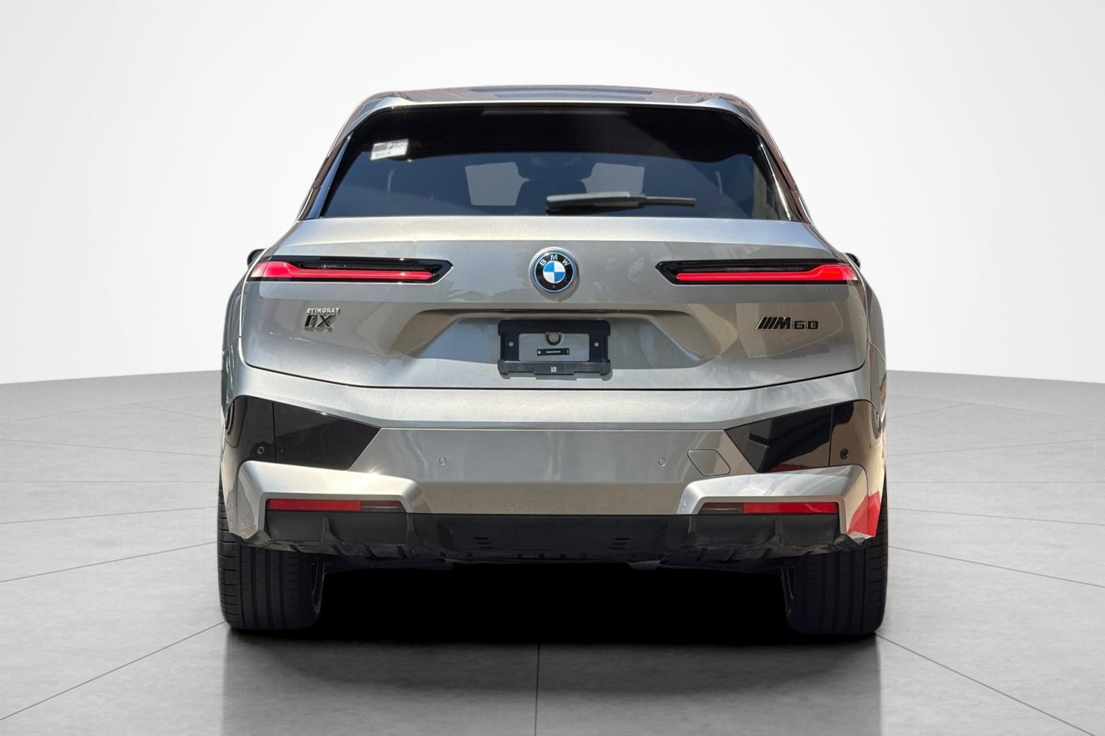 Used 2025 Oxide Grey Metallic BMW M60 Sports Activity Vehicle image 4