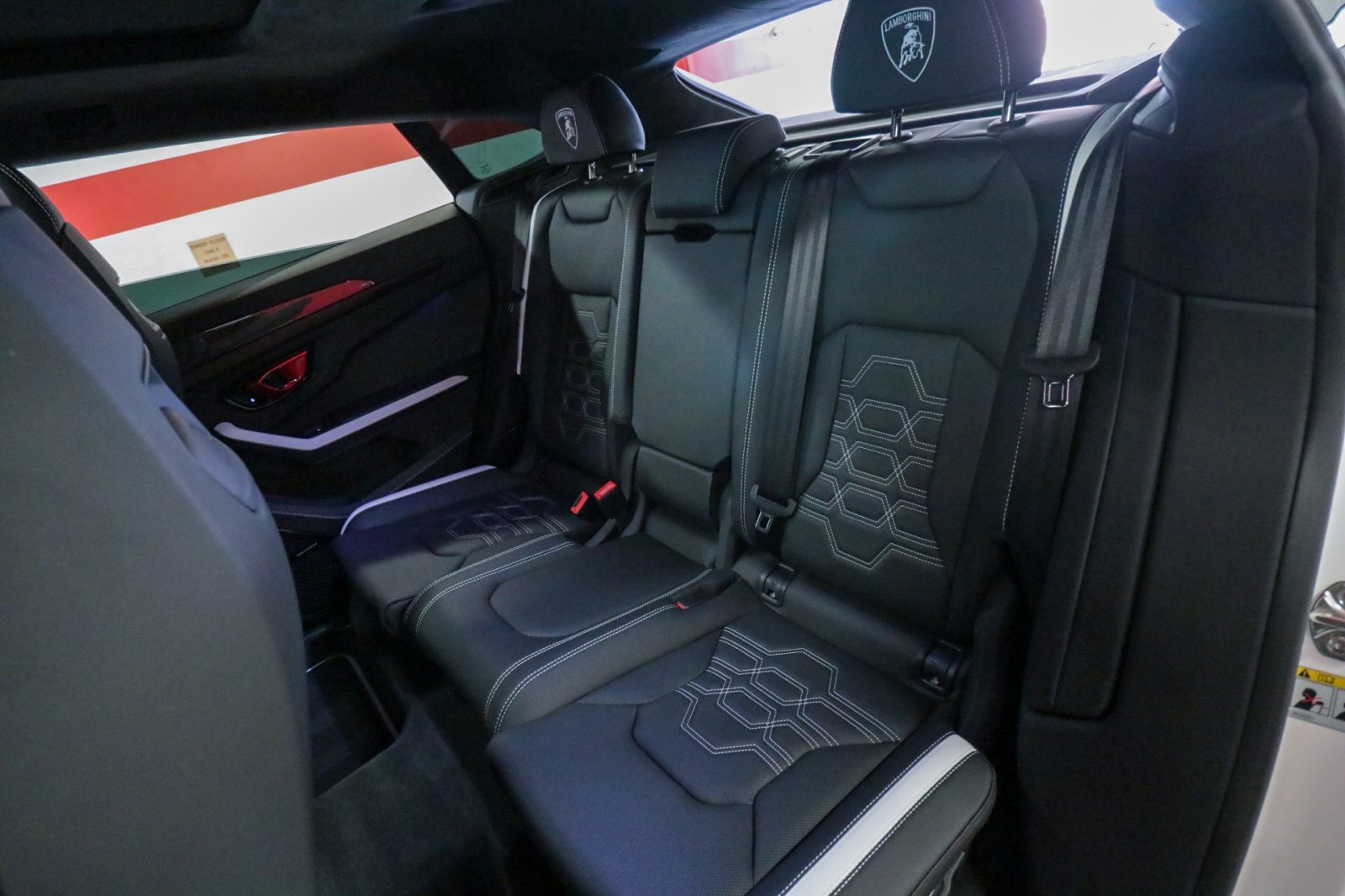 Used Car 2025 Lamborghini Urus  Se For Sale Under $360,000 In Austin, Texas