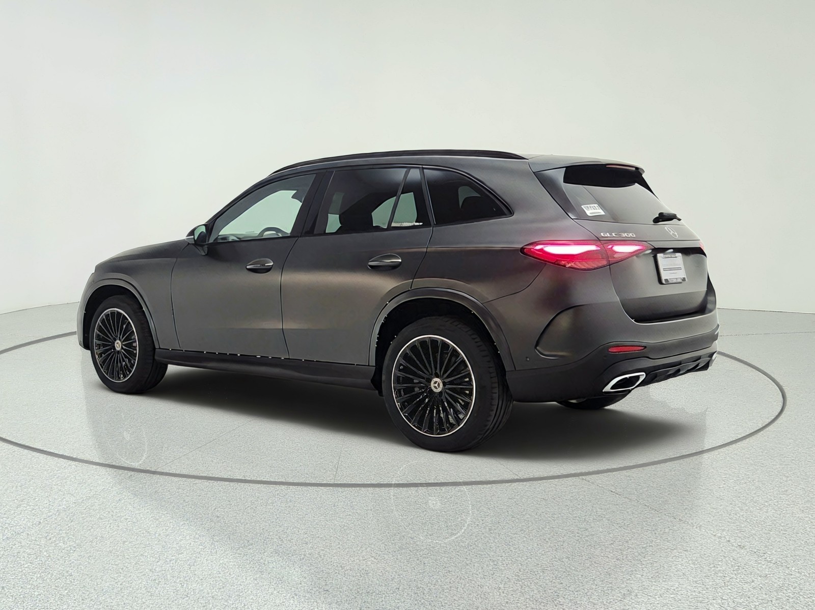New 2027 MANUFAKTUR Graphite Grey Magno Mercedes-Benz GLC 300 SUV image 7