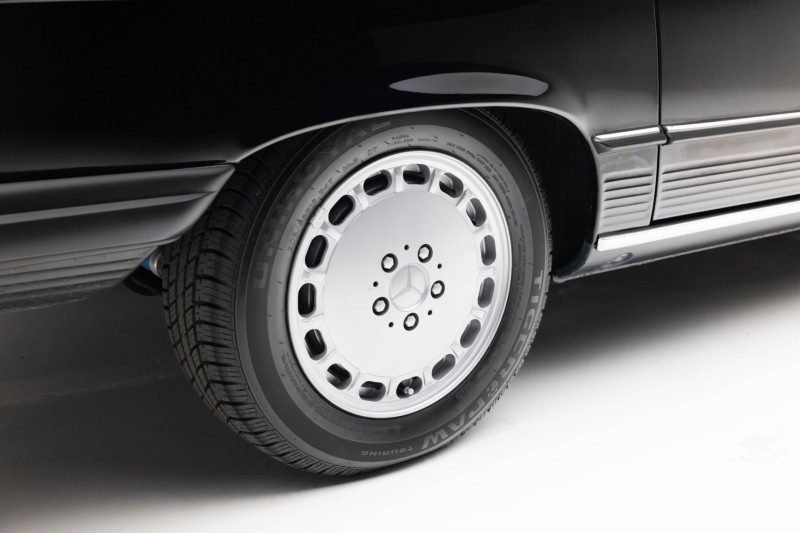 1989 Mercedes-Benz 560SL 560SL in , 