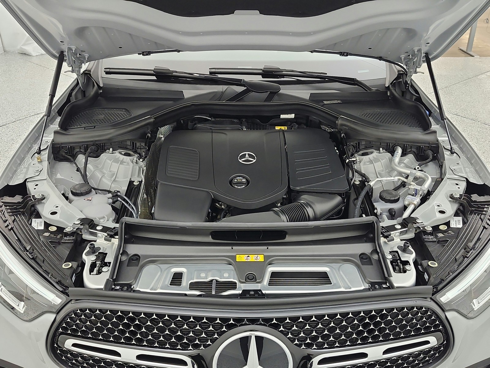 New 2026 MANUFAKTUR Alpine Grey Mercedes-Benz GLC 300 image 20