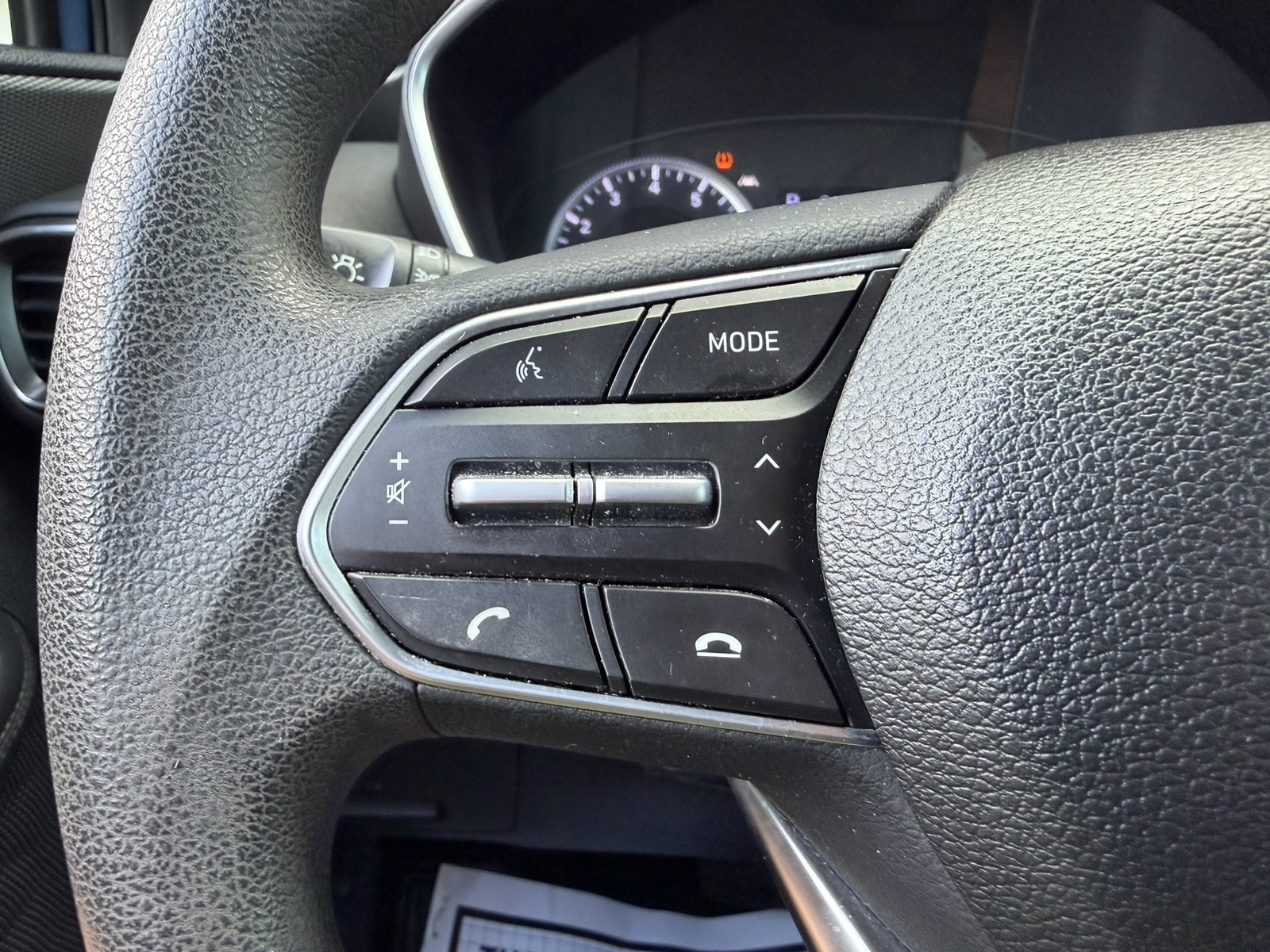 2020 Hyundai Santa Fe - $15,977