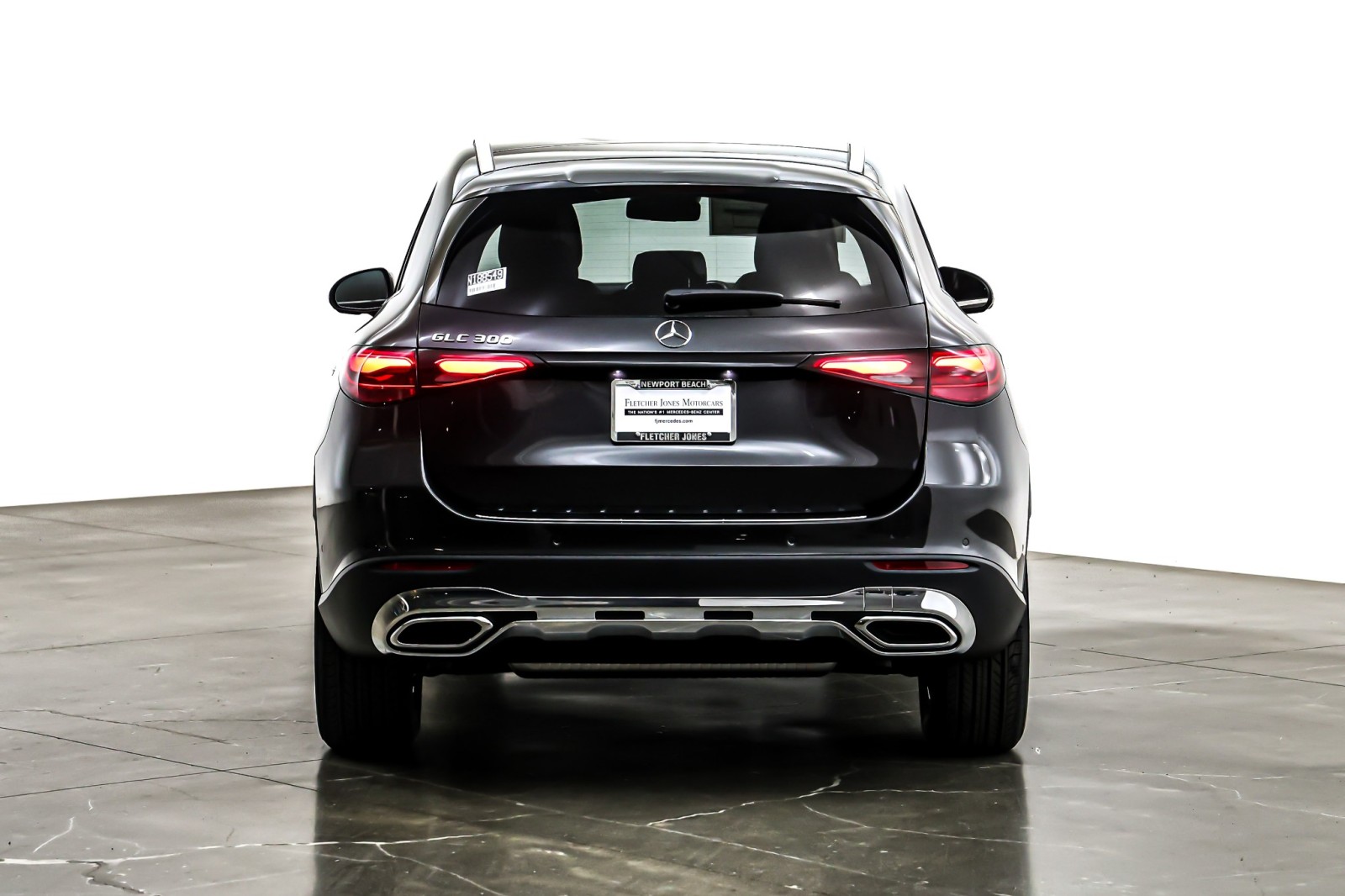 New 2026 Graphite Grey Metallic Mercedes-Benz GLC 300 image 3