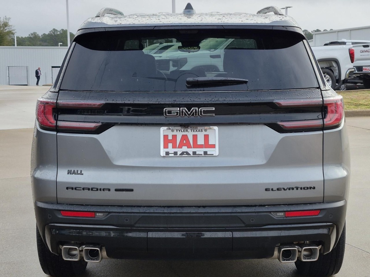 View vehicle photo 4